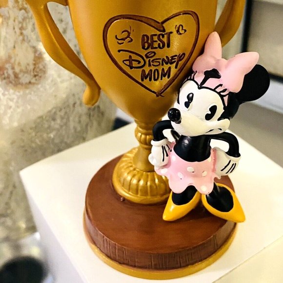 Disney MINNIE MOUSE Trophy Best Disney Mom Christmas Ornament Sketchbook NWT - Picture 5 of 8